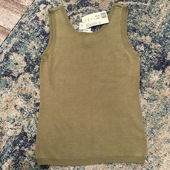 NWT Feraud Saks Fifth Ave Tank size US 6 - Picture 1 of 5